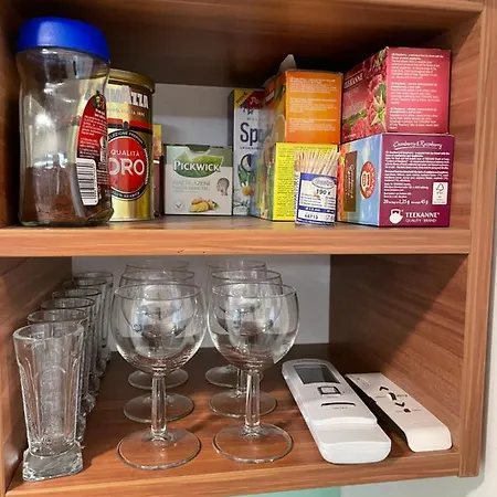 Moderny Novy S Bezplatnym Parkovanim V Objekte, Self-checking Apartman